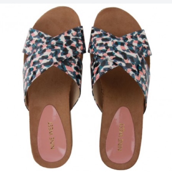 Nine West Platform Slides - Picture 2 of 3